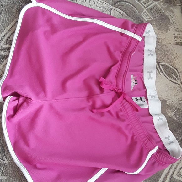 woman short - Picture 2 of 3